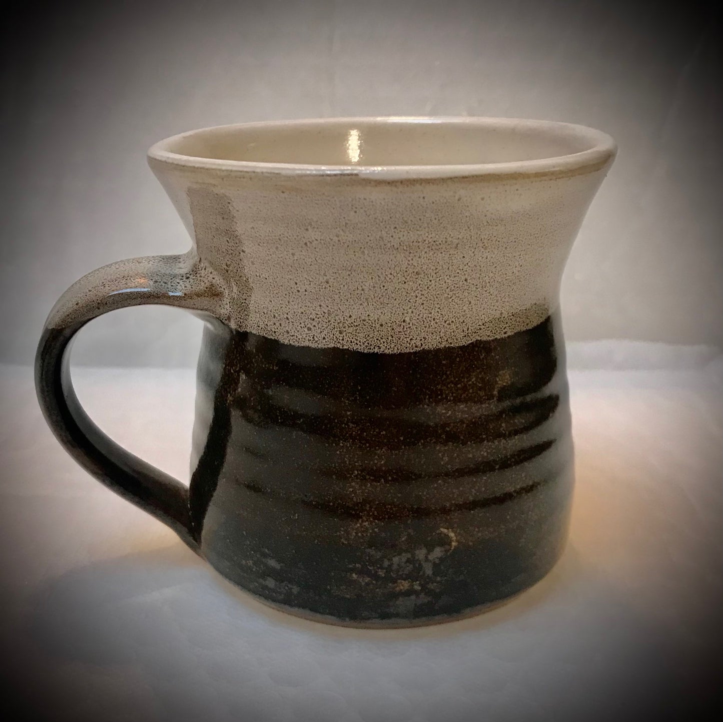 Stoneware mug 9 cm tall