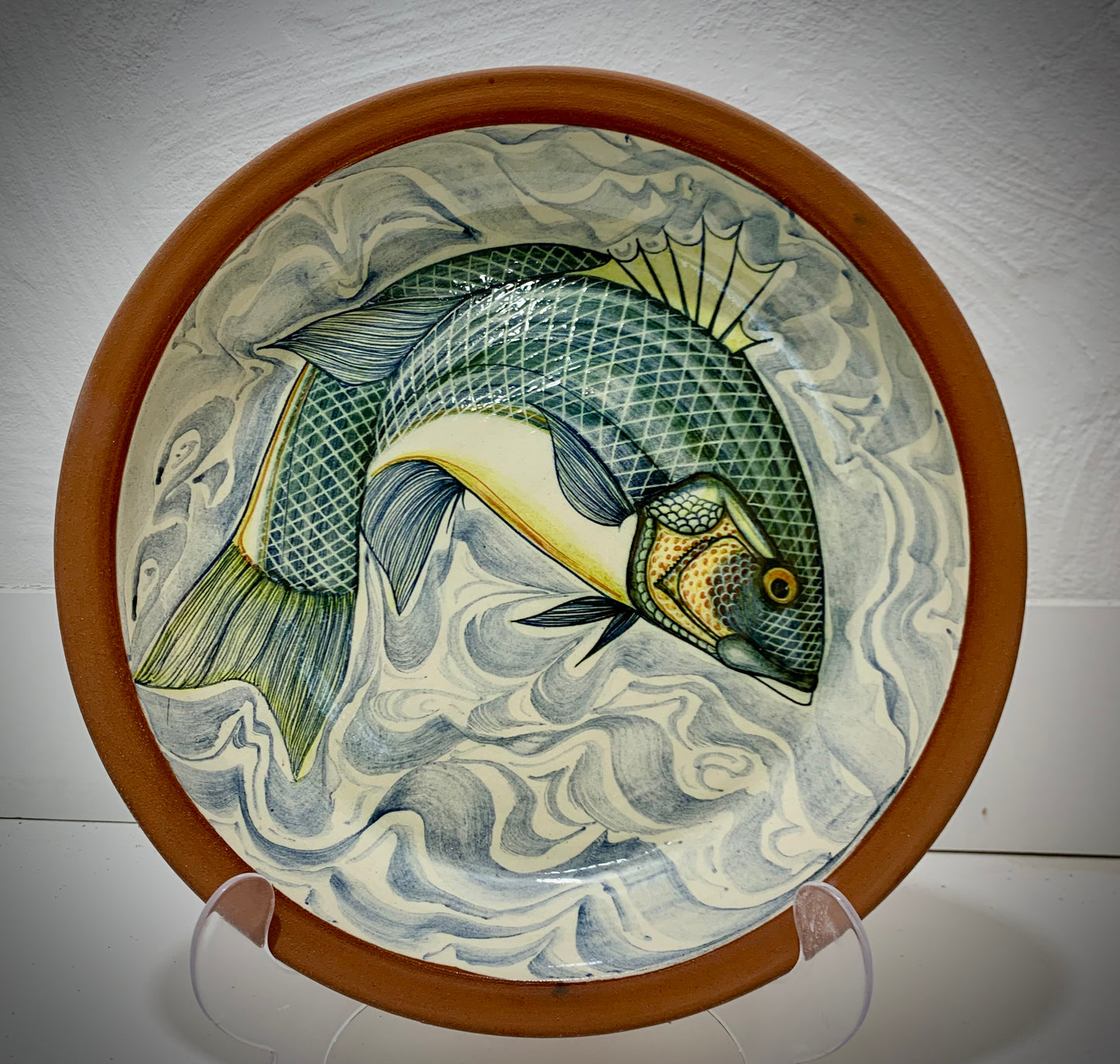 Medium size bass charger