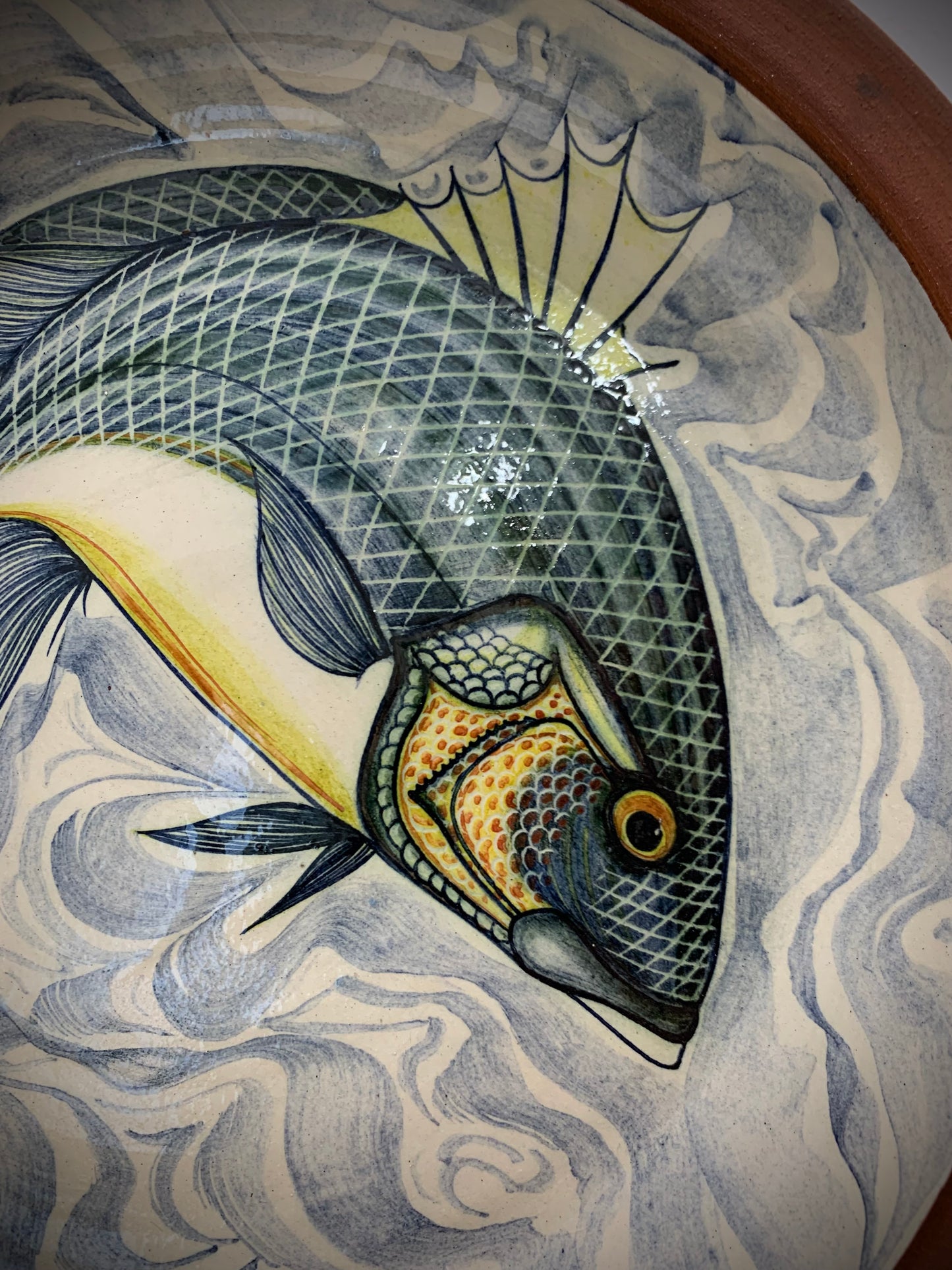 Medium size bass charger