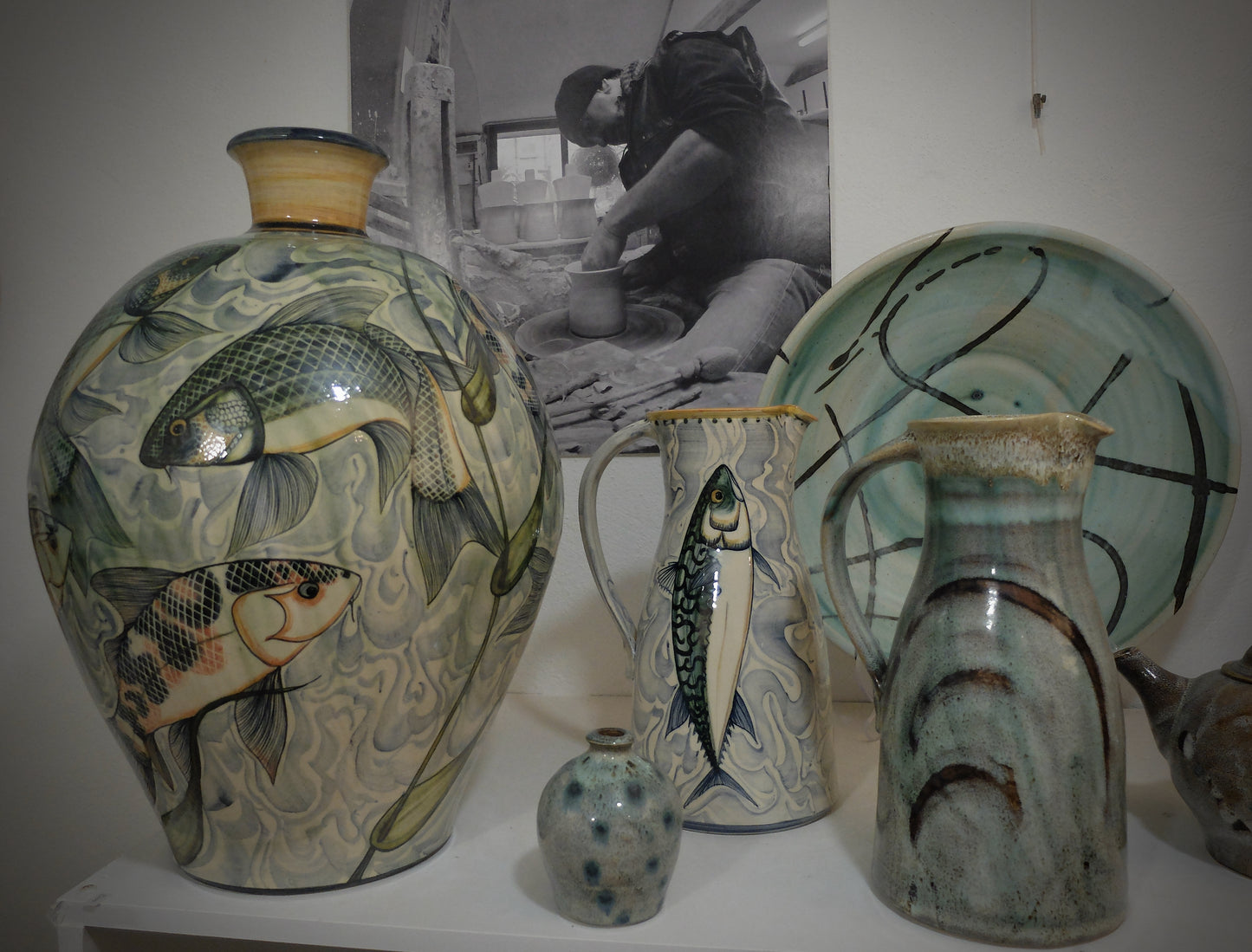 Very large bottle vase, fish decorated ceramics