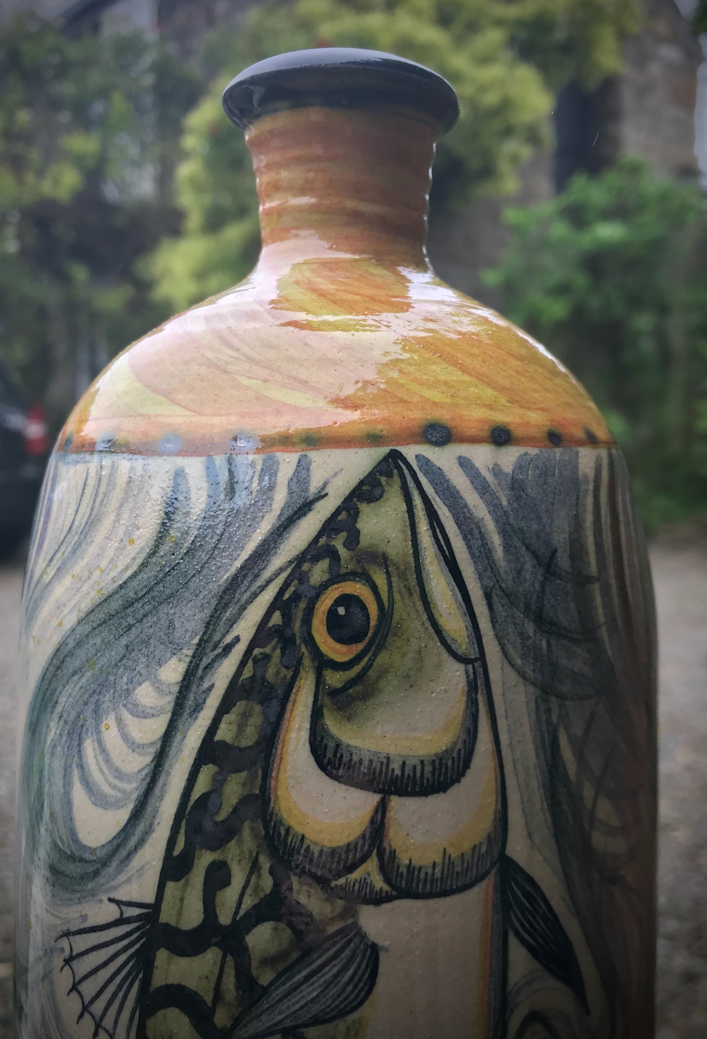 Bottle vase, Mackerel decoration